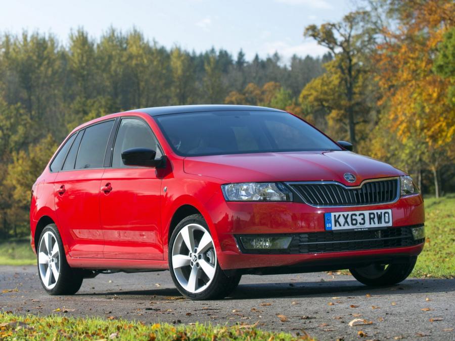  Skoda Rapid Spaceback 2013 года  (UK) (фото 1 из 26)